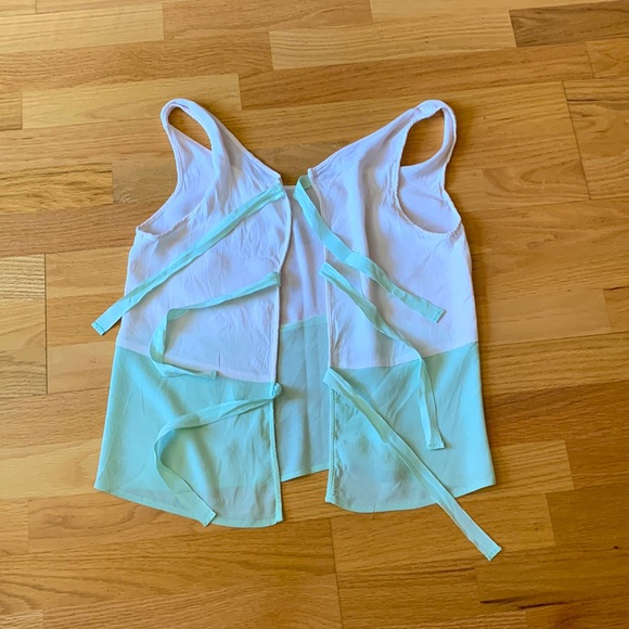 ❗️FREE Colorblock Back-tie Top📍with $25 purchase📍 MUST BUNDLE - Picture 5 of 12